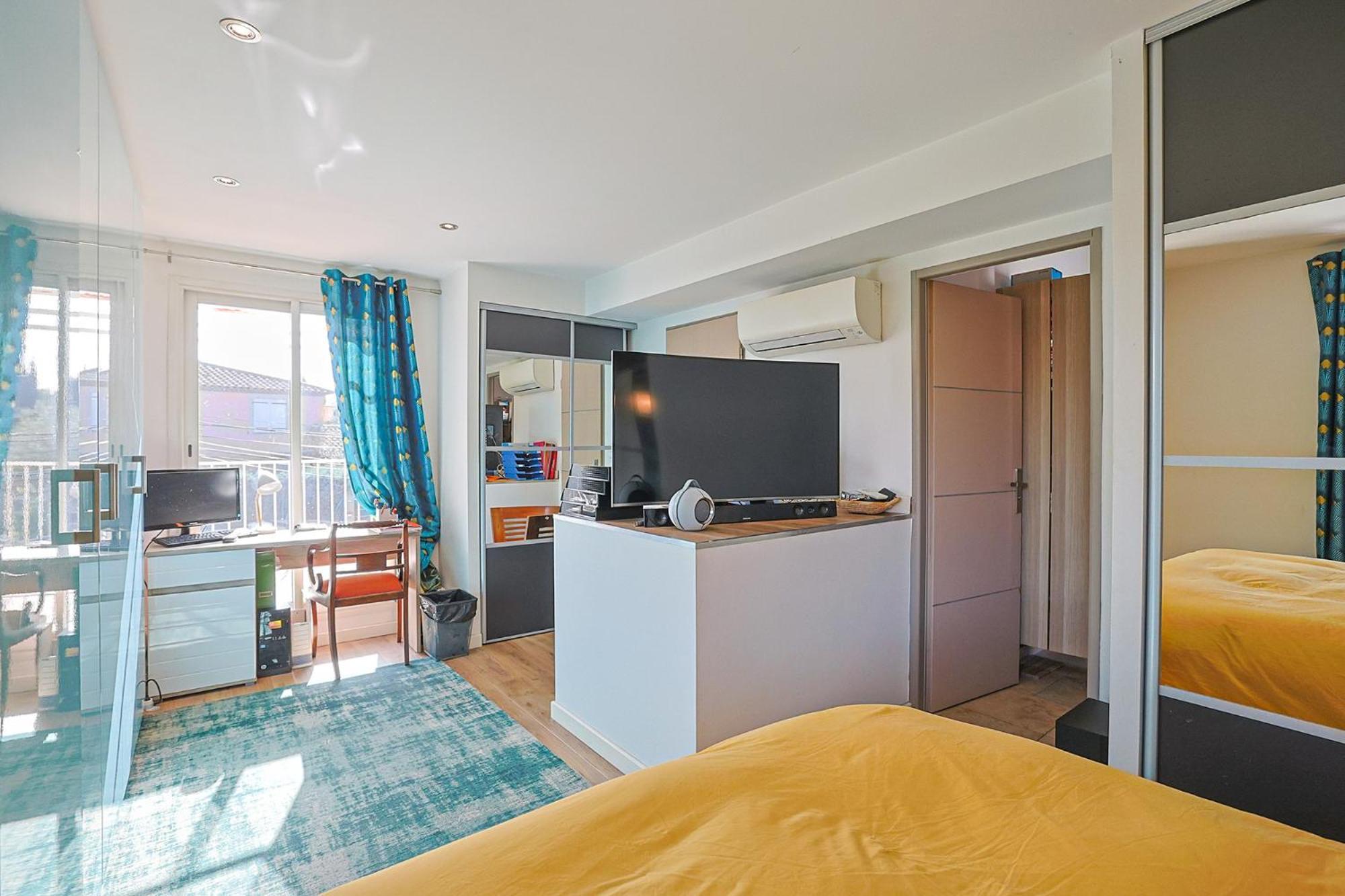 Maison Avec Piscine Et Jacuzzi Proche Des Plages Toulon Exteriör bild